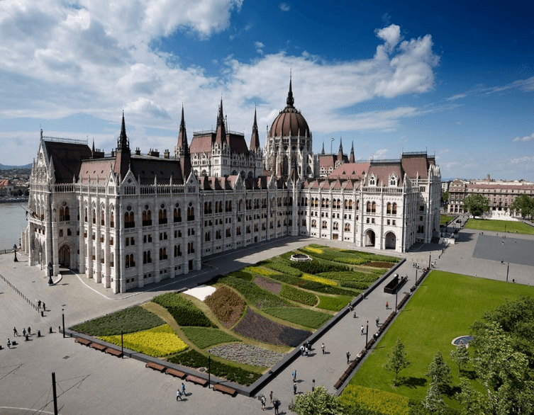 Hungarian Parliament building: symbol of democracy and Budapest