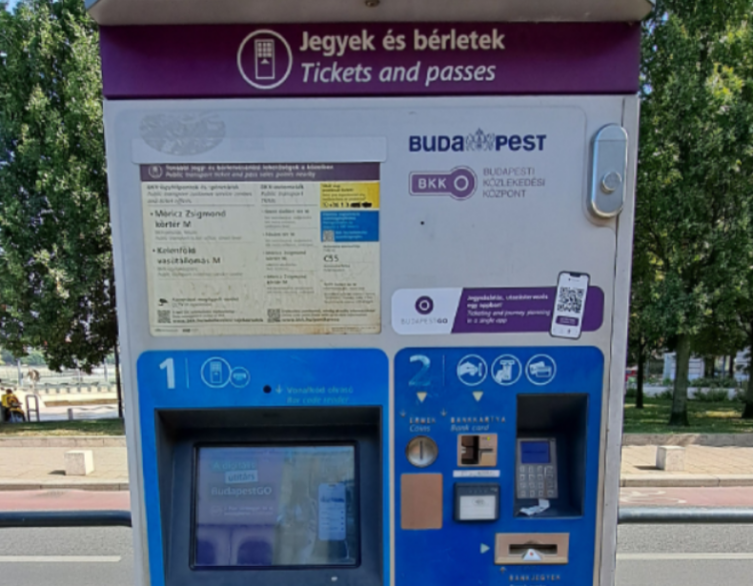 Public Transportation in Budapest tickets machine