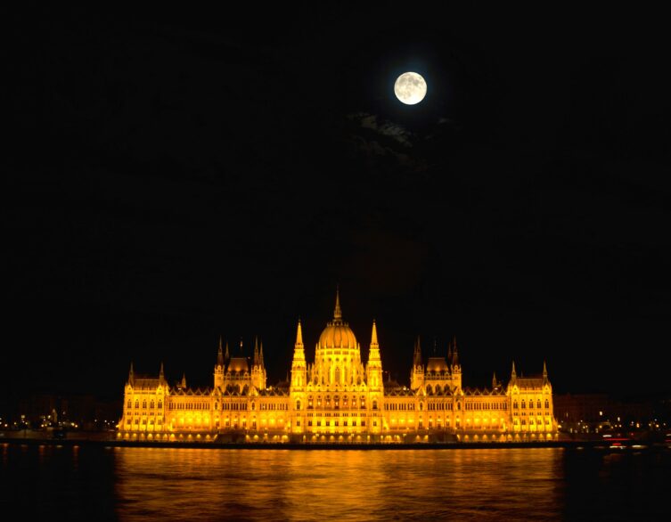 Giant Moon Budapest