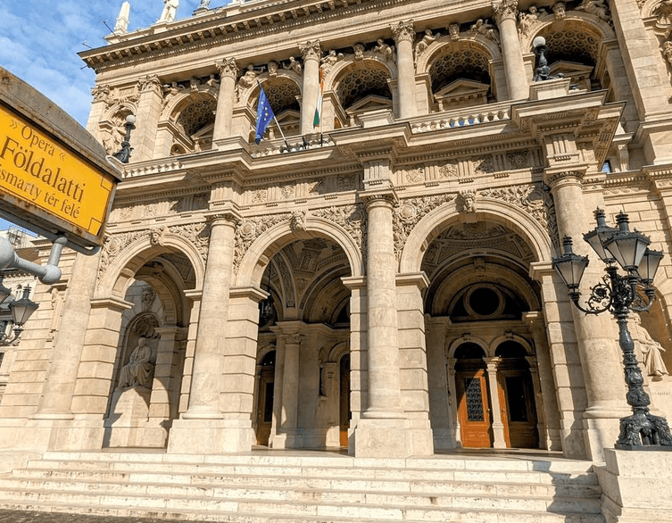 Budapest: Opera House Guided Tour