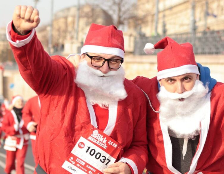 Santa Claus Is Coming to Town: Budapest Prepares for the 9th Annual Santa Run!