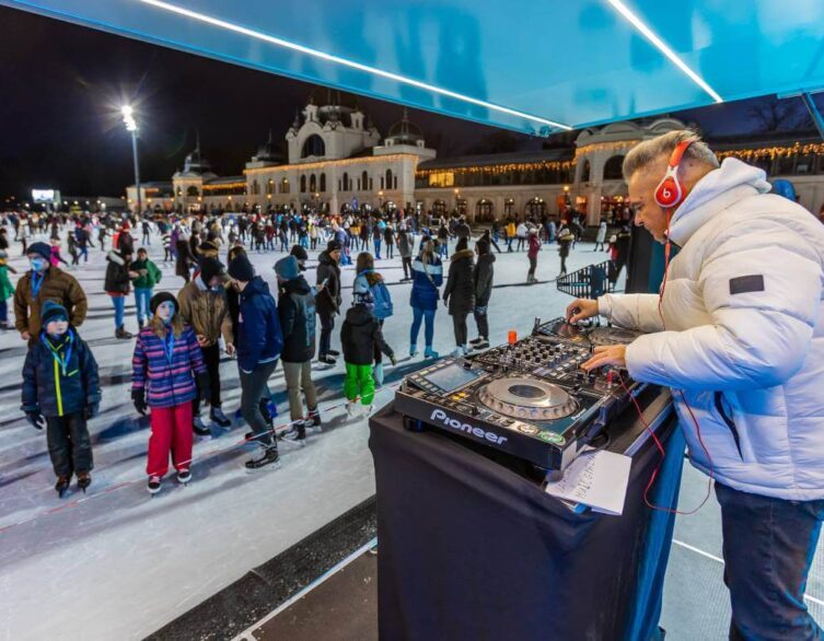 Thematic Music Days at City Park Ice Rink