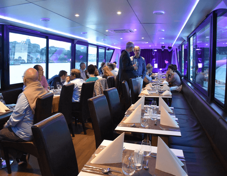 4-course Dinner Cruise with Live Piano Show