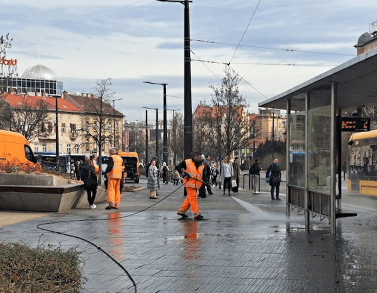 Spring Cleaning in Budapest: How the City is Getting a Fresh Start