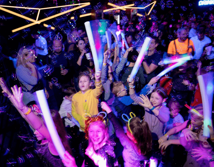 Daddy's Day Budapest Style: Where House Music Meets Family Fun at Buda Bay