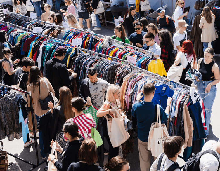 Discover Budapest's Ultimate Vintage Shopping Experience: BeThrifty Sale Returns to Tesla Loft