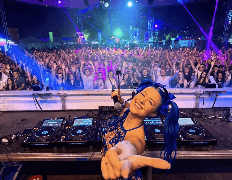 Budapest Gets Ready to Shine: Regán Lili to Ignite the Stage for Jennifer Lopez