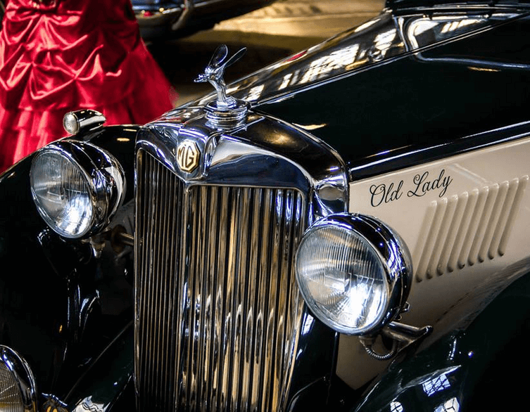 Experience Budapest's Premier Vintage Vehicle Showcase: The XXI. Budapest Oldtimer Show 2025