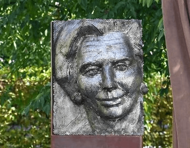 A New Tribute in Budapest: Margaret Thatcher Statue Unveiled at Millenáris Park