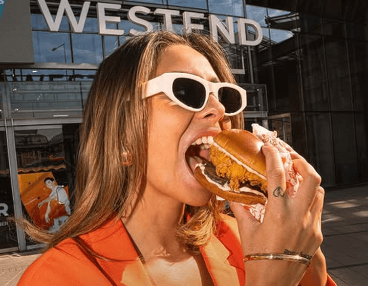 Popeyes Is Landing in Budapest: Get Ready for Some Seriously Good Fried Chicken