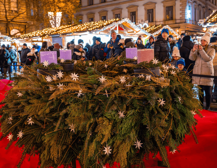 Budapest Lights Up: Your Guide to the First Advent Sunday Magic in 2025