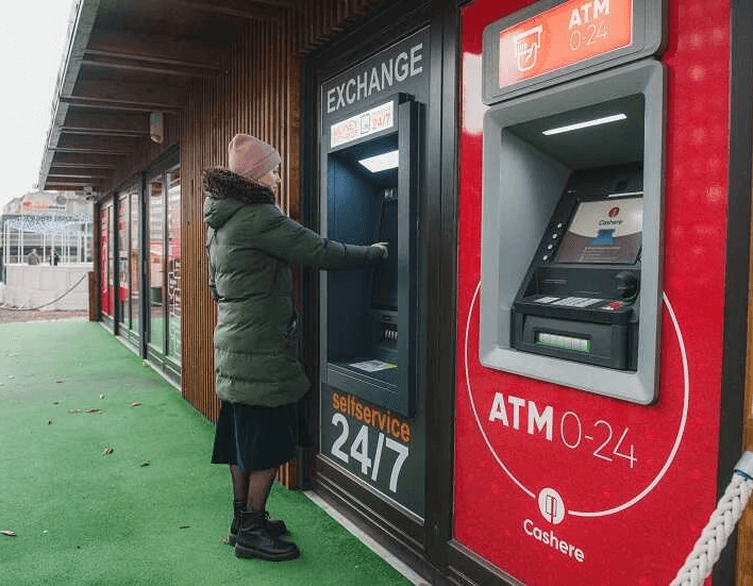 Currency Exchange Now Available at Budapest Card Center in the Heart of the City