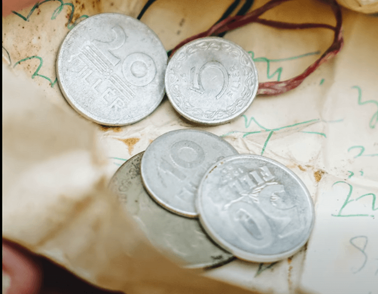 Time Capsule Unearthed: Budapest City Hall Reveals Secret Treasures from 1968