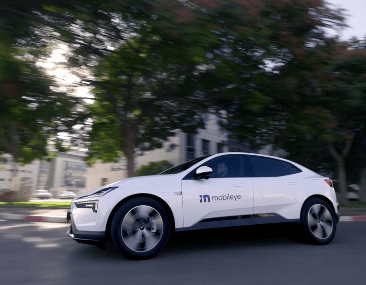 Ride the Future: Self-Driving Robotaxis Hit Budapest Streets in 2026