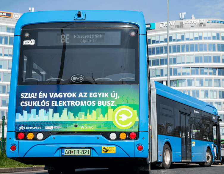 Electric Articulated Bus