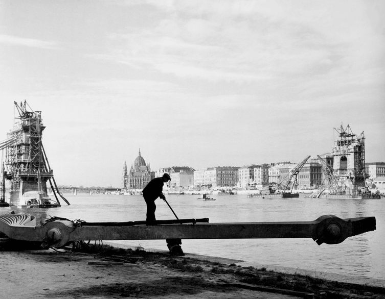 Robert Capa 1948 Budapest