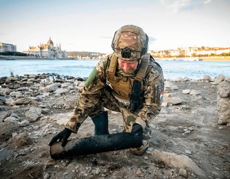 Bomb disposal in Budapest